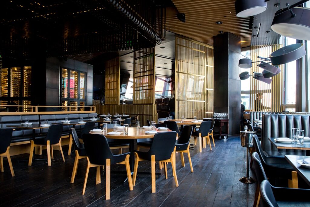 Restaurant Furniture Buying Guide: How to Choose Tables and Chairs for Commercial Dining Spaces