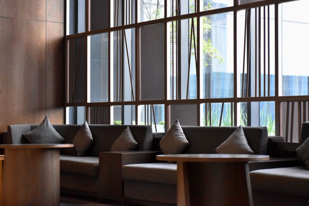 Solid Wood vs Engineered Wood: Which Is Better for Commercial Furniture